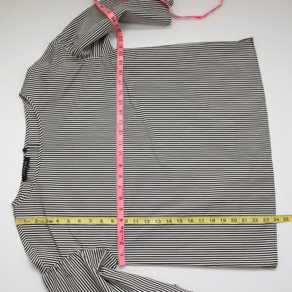 Lafayette 148 Gwendolyn Blouse 100% Cotton Chatham Stripe Black White Size Small - Picture 6 of 6